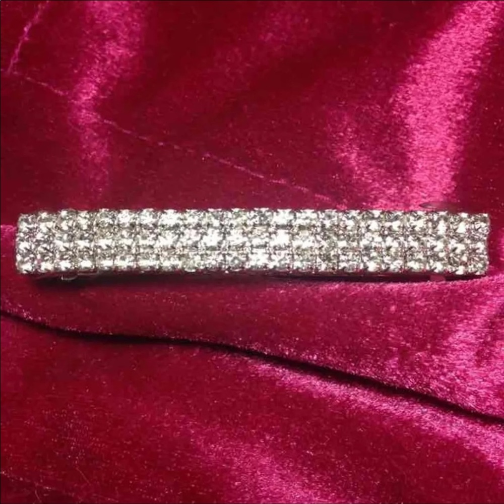 Dasha silver rhinestone barrette clip